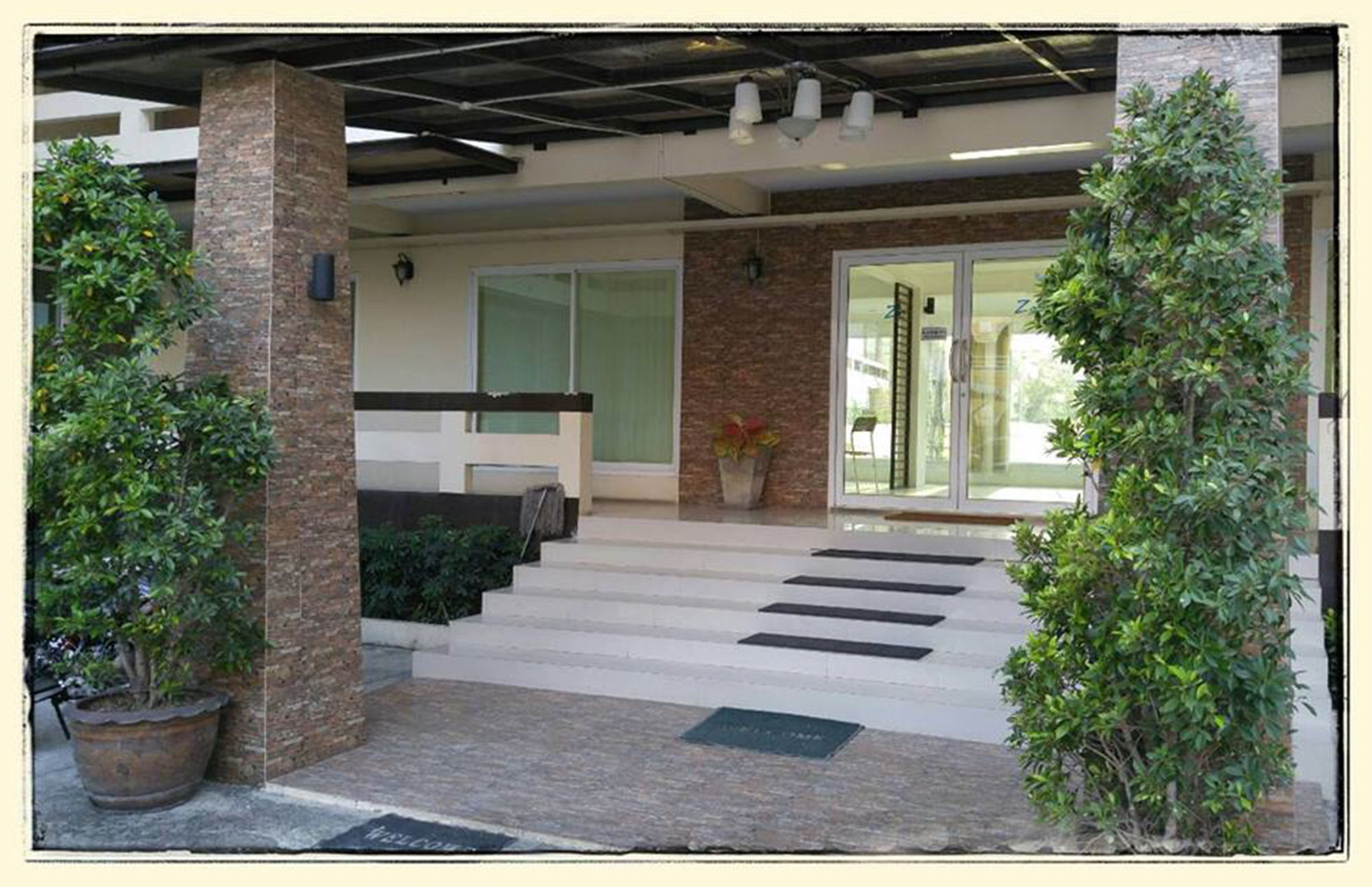 בנגקוק Ze Residence מראה חיצוני תמונה